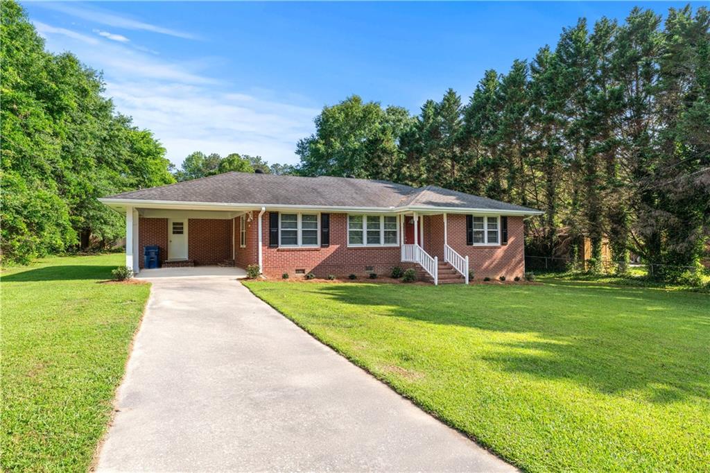 156 Ridgeway St., Winder, GA 30680