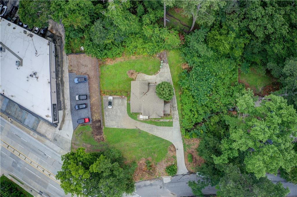 2742 Alpine Rd., Atlanta, GA 30305