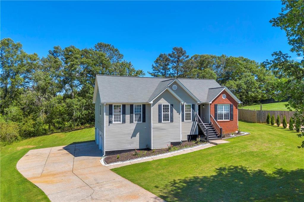 107 Timothy Ln., Bethlehem, GA 30620