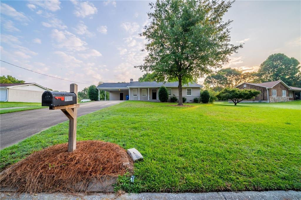 2091 Moon Dr., Conyers, GA 30094
