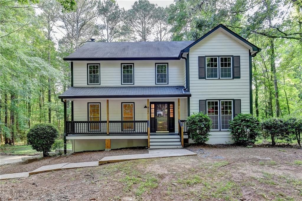315 N Fayette Dr., Fayetteville, GA 30214