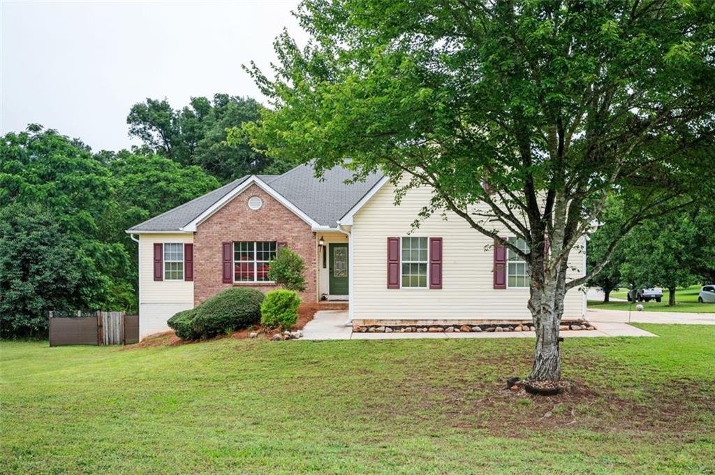 409 Cold Springs Ln., Mcdonough, GA 30252