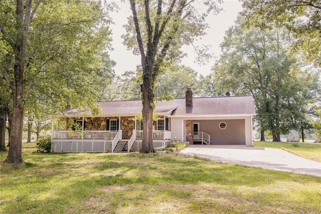 298 P J Roberts Rd., Jefferson, GA 30549