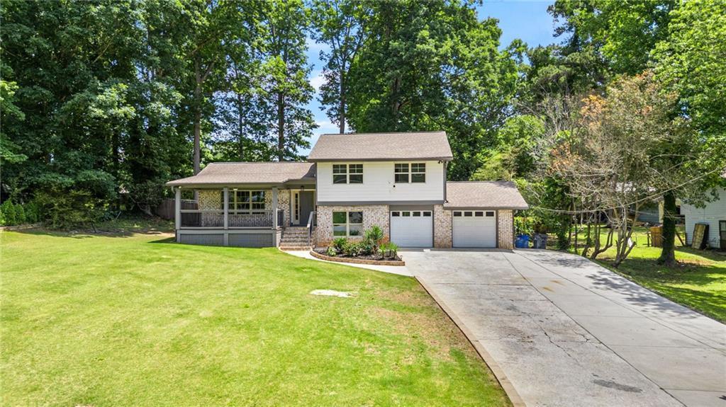 919 Rock Oak Ln., Lawrenceville, GA 30046