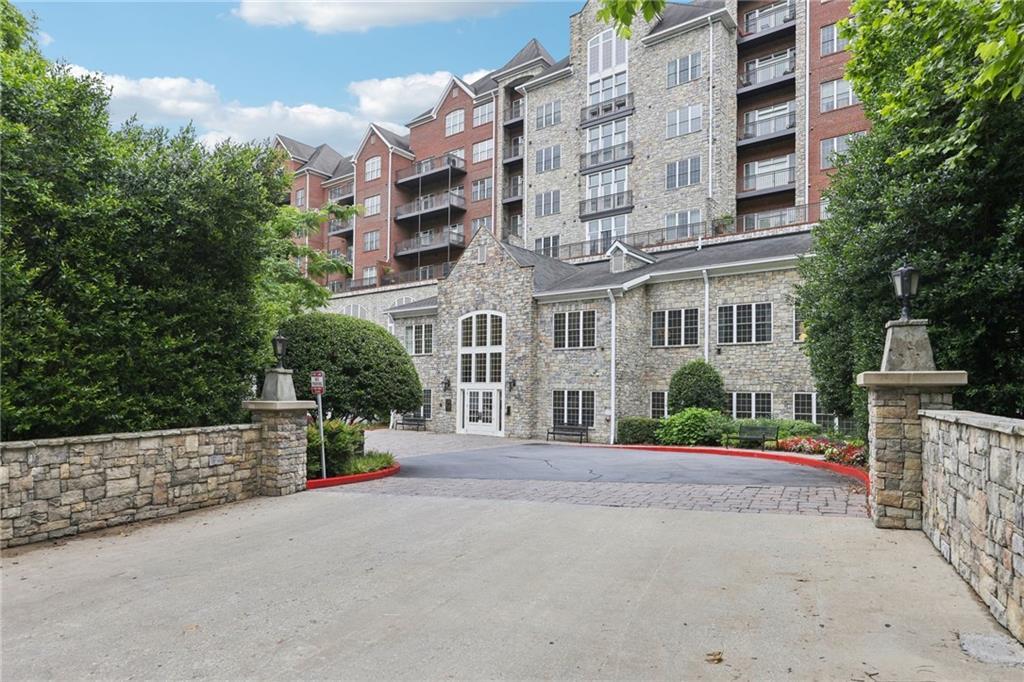 3280 Stillhouse Ln. #212, Atlanta, GA 30339