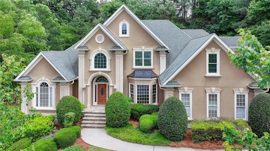5980 Whitestone Ln., Suwanee, GA 30024