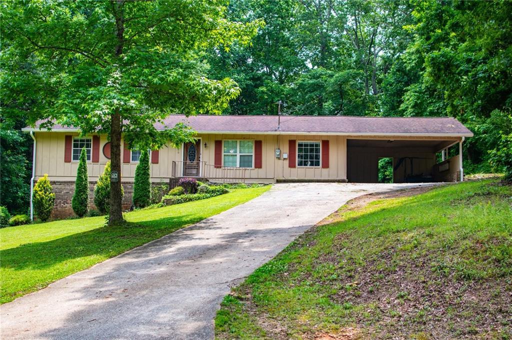 100 Eldorado Dr., Carrollton, GA 30116