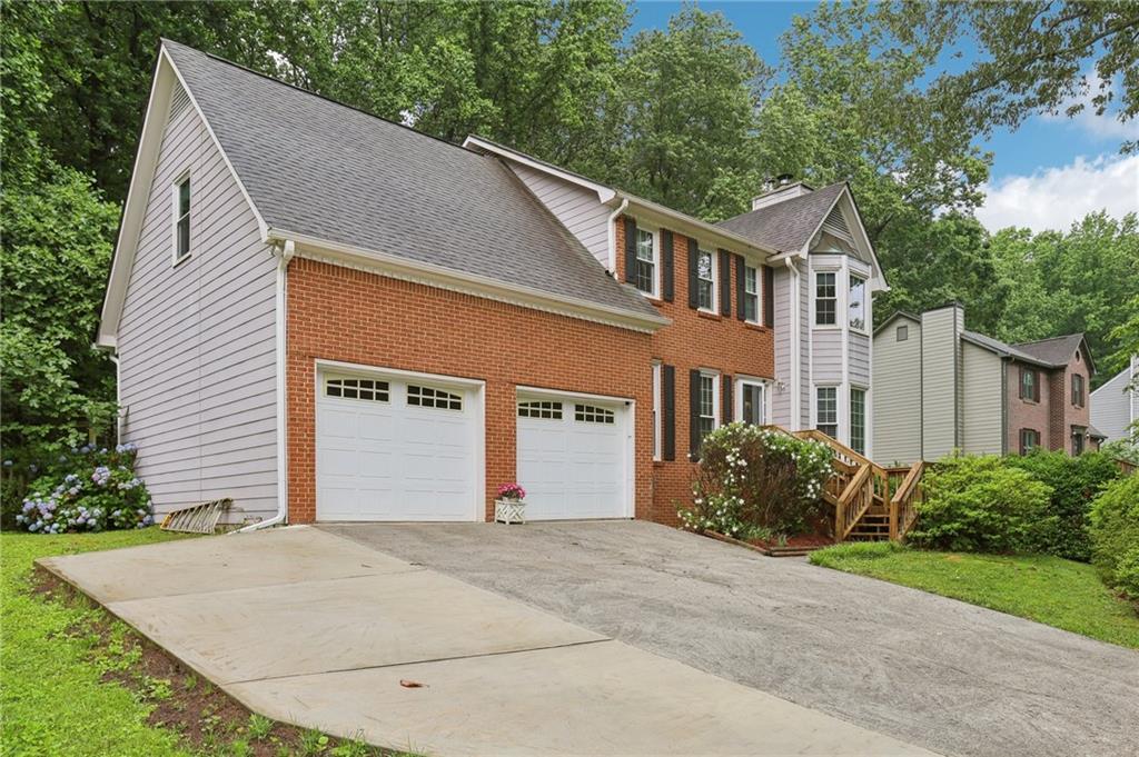 1369 Willowbrook Dr., Marietta, GA 30064