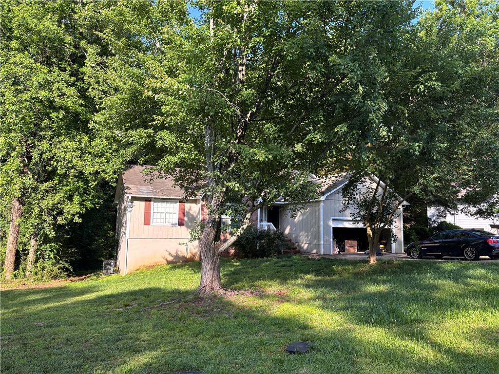 3230 Plymouth Rock Dr., Douglasville, GA 30135