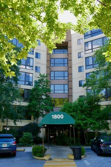 1800 Clairmont Lake #412, Decatur, GA 30033