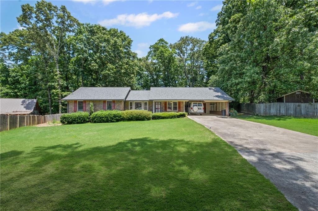111 Westwood Dr., Cartersville, GA 30120