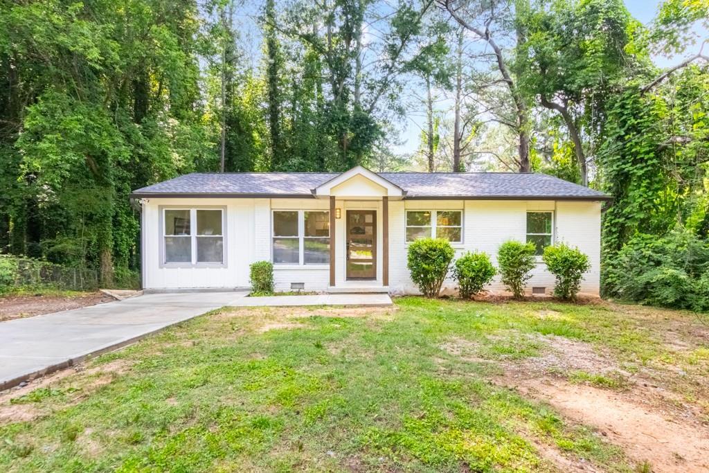 398 Baker Cir., Atlanta, GA 30318