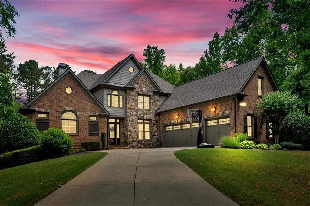 511 Etris Ct., Roswell, GA 30075