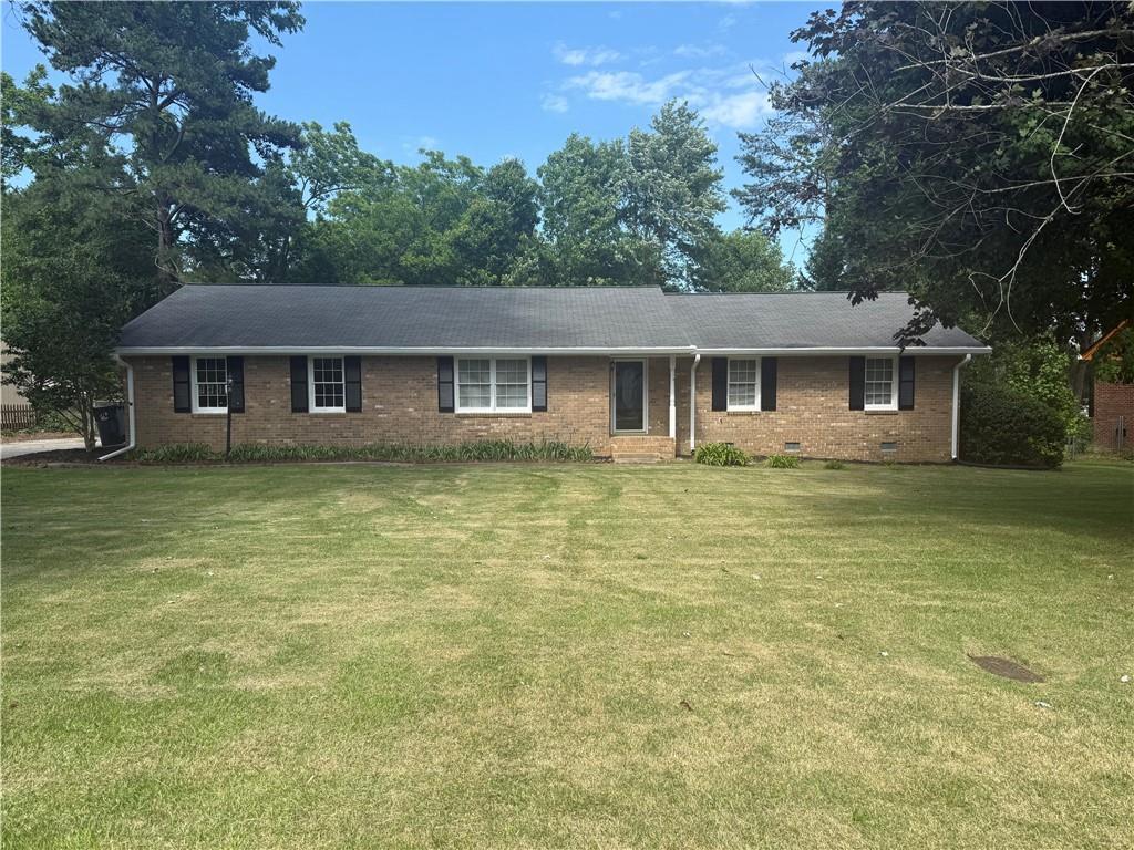 2266 Eastgate Dr., Snellville, GA 30078