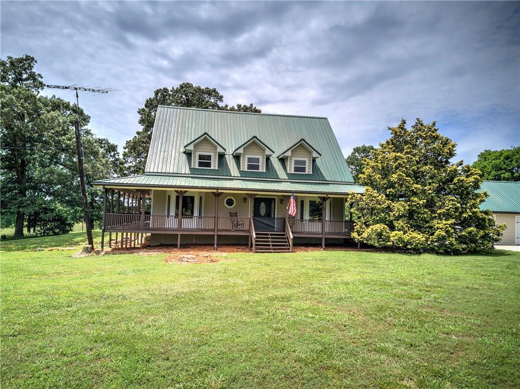 141 Holcomb Spur, Adairsville, GA 30103