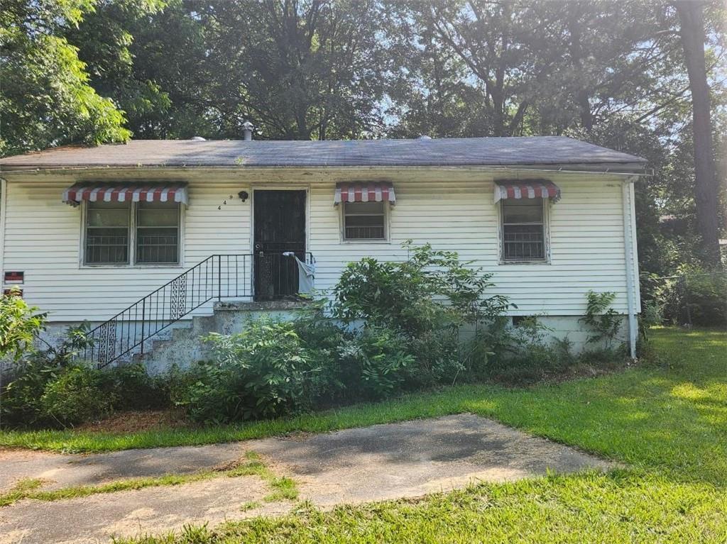 449 Hamilton E Holmes Dr., Atlanta, GA 30318