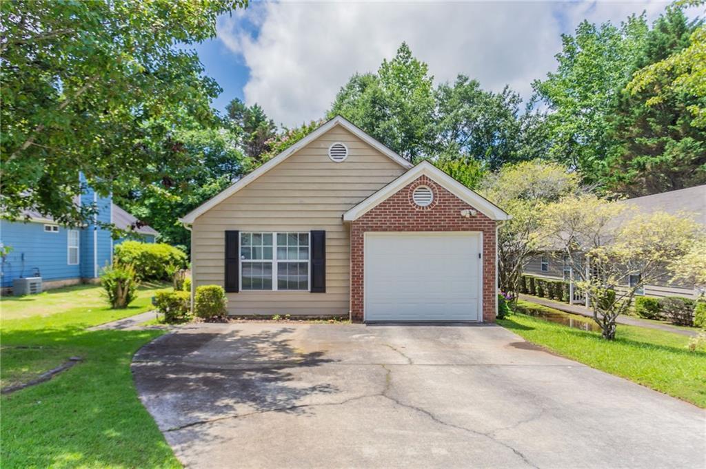 1321 Waterton Tr., Douglasville, GA 30134