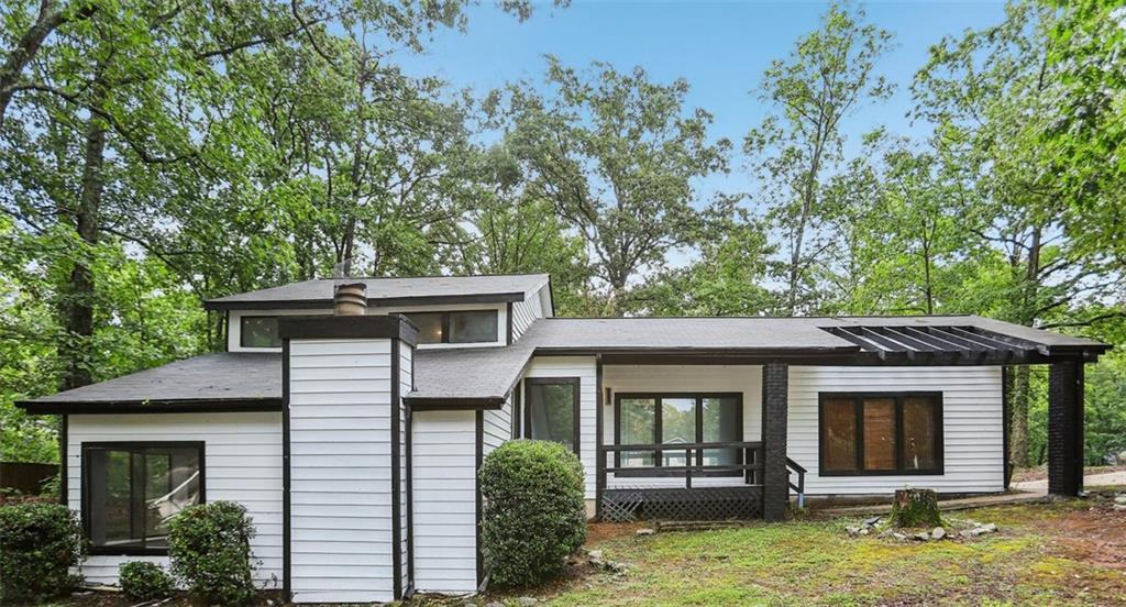 6700 Knollwood Cir., Douglasville, GA 30135