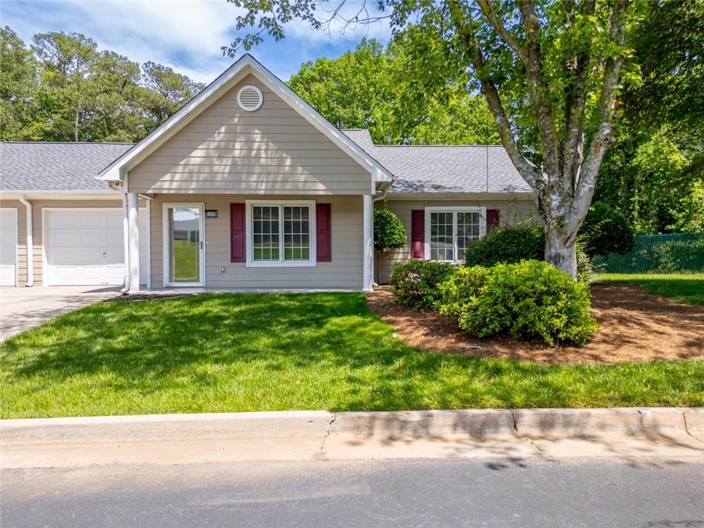 3003 Bentley Park Cir., Gainesville, GA 30504