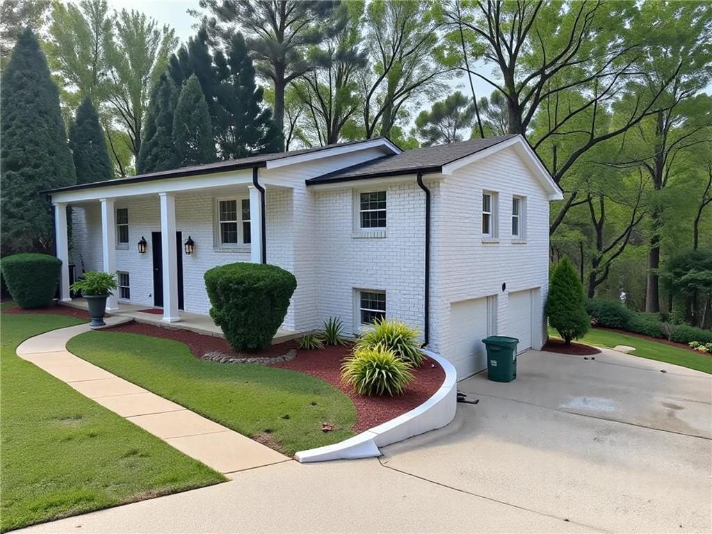 1387 Renee Dr., Decatur, GA 30035