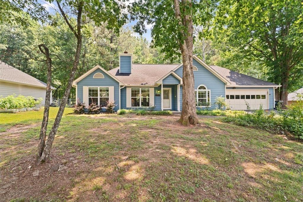 2395 Holly Branch Dr., Cumming, GA 30040