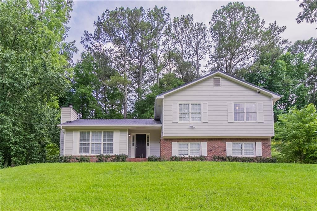 803 Cedar Lake Dr., Conyers, GA 30094