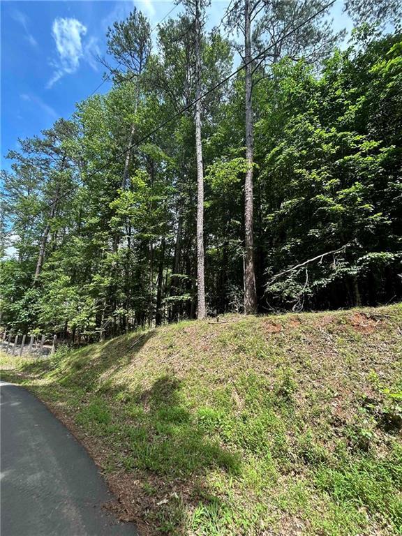 3223 Hidden Valley Rd., Gainesville, GA 30506