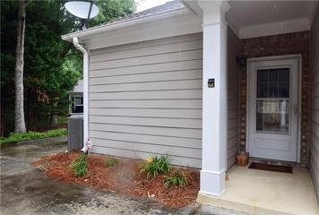 179 Camry Ln., Grayson, GA 30017