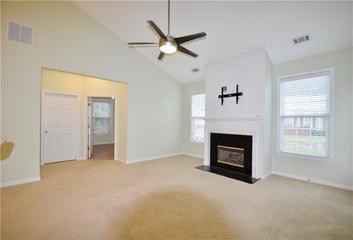179 Camry Ln., Grayson, GA 30017