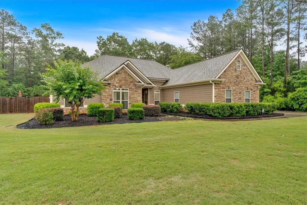 7030 Mandevilla Ln., Douglasville, GA 30135