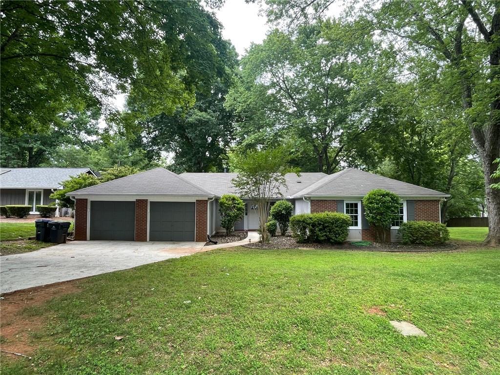 215 Truehedge Trace, Roswell, GA 30076