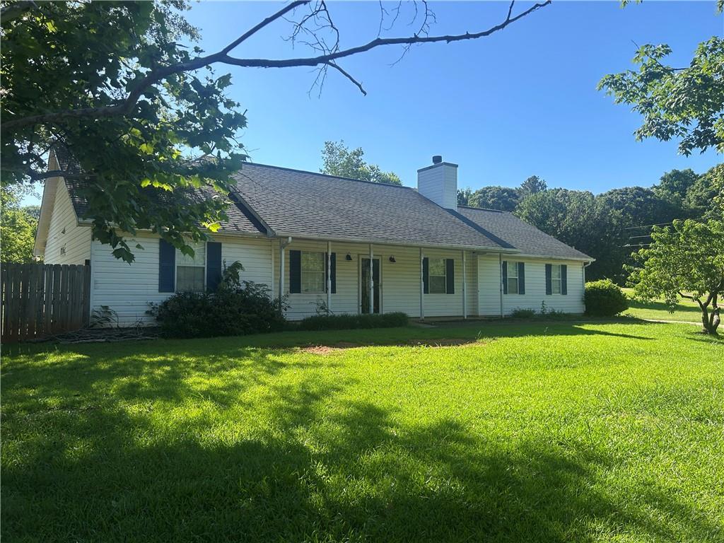 75 Plantation Ln., Locust Grove, GA 30248