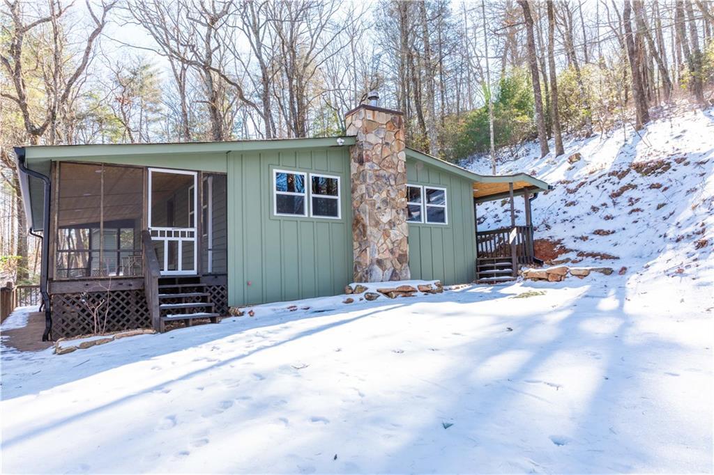 387 Hester Gap Rd., Cleveland, GA 30528
