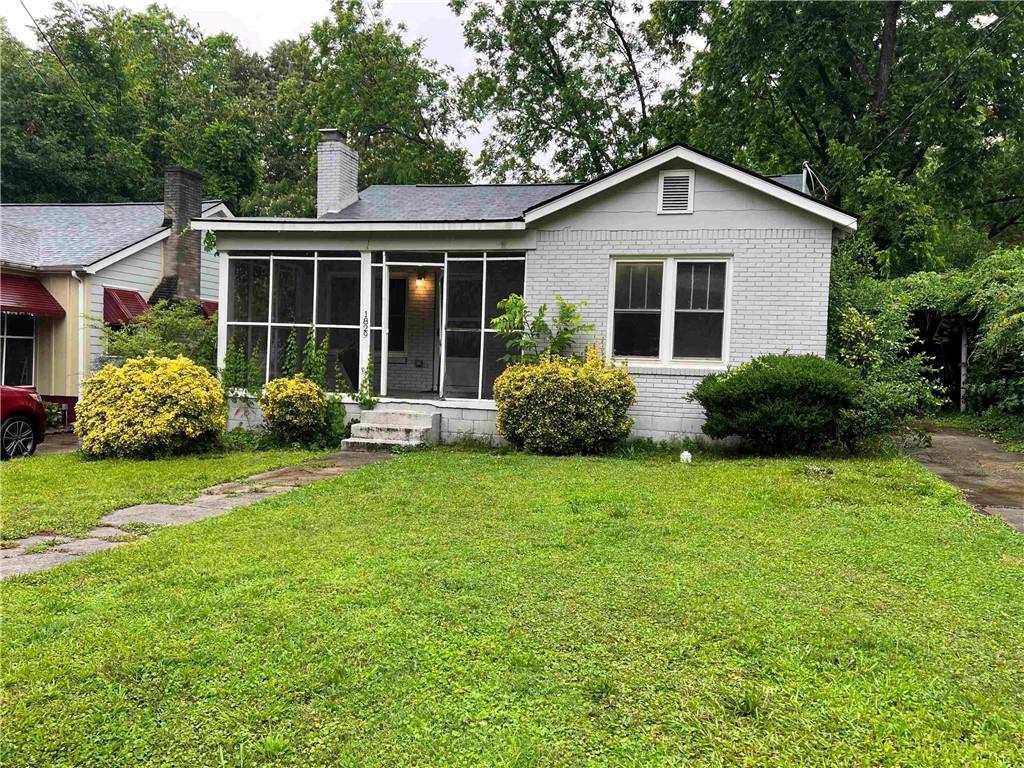 1829 Mercer Ave., College Park, GA 30337