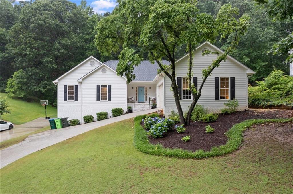 3543 Pine Grove Dr., Douglasville, GA 30135