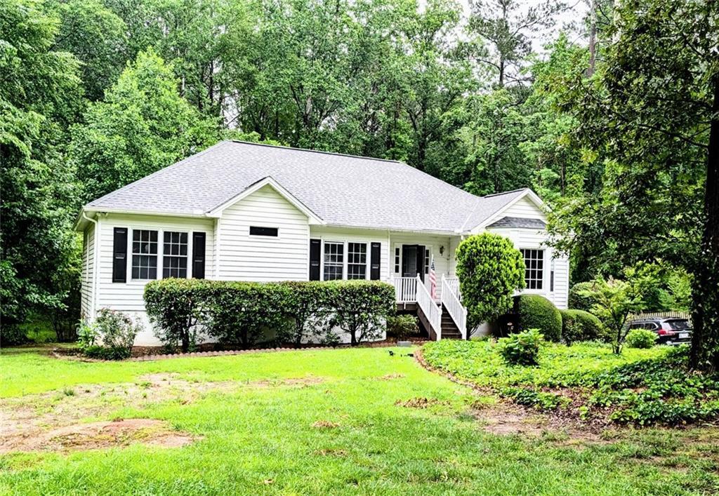 567 Leah Dr., Powder Springs, GA 30127