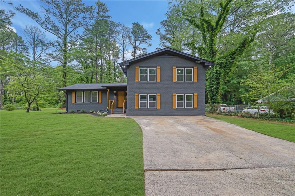336 Fond Du Lac Dr., Stone Mountain, GA 30088