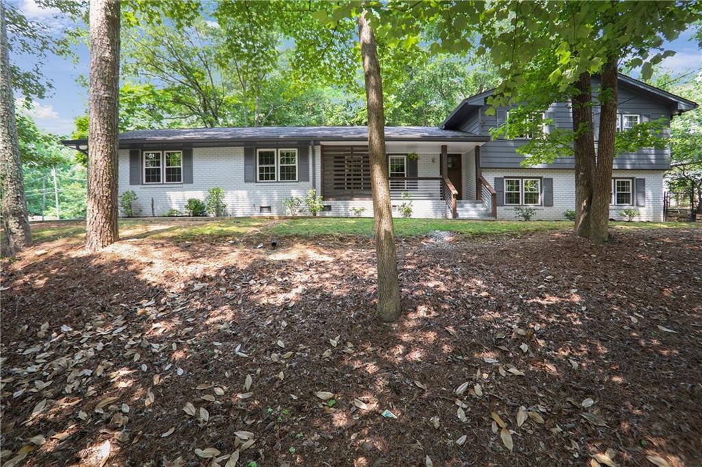 2445 Kings Point Dr., Dunwoody, GA 30338