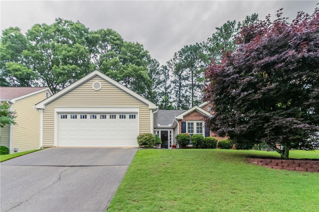1115 Hunters Creek Ct., Lawrenceville, GA 30043