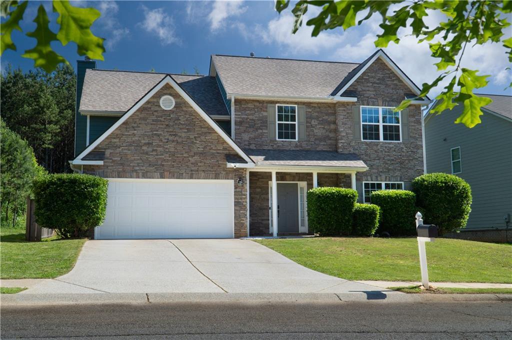211 Augusta Woods Dr., Villa Rica, GA 30180