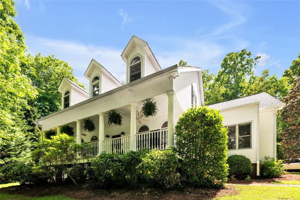 7212 Avalon Dr., Douglasville, GA 30135