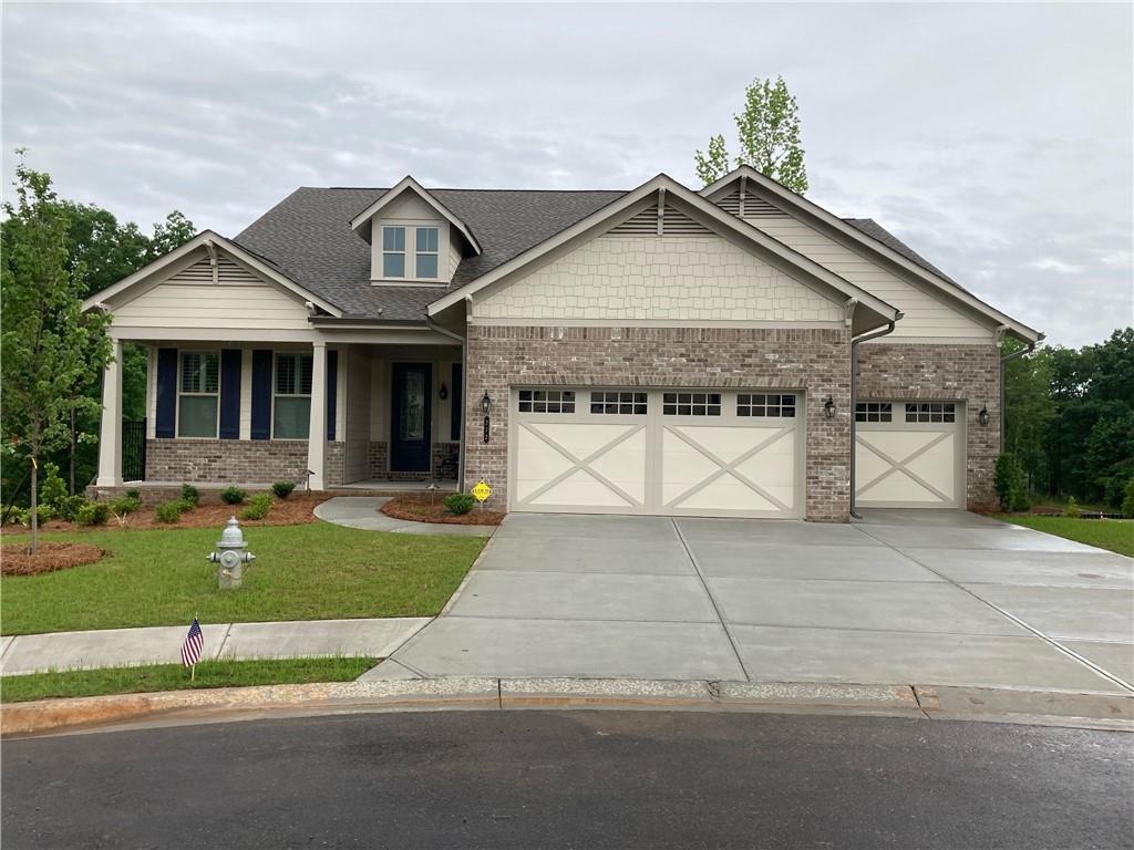 272 Silver Ct., Hoschton, GA 30548