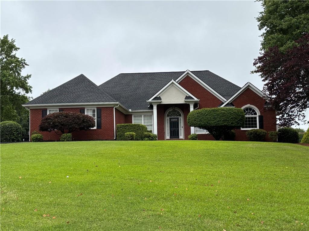 411 Hickory Fairway Ct., Woodstock, GA 30188