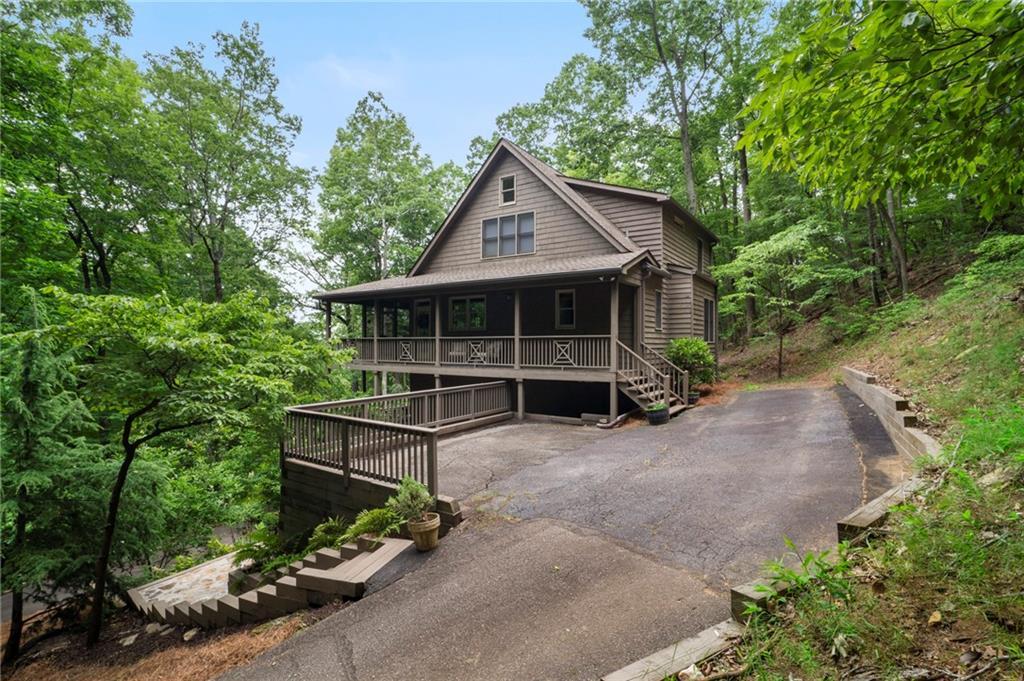 367 Windflower Dr., Big Canoe, GA 30143