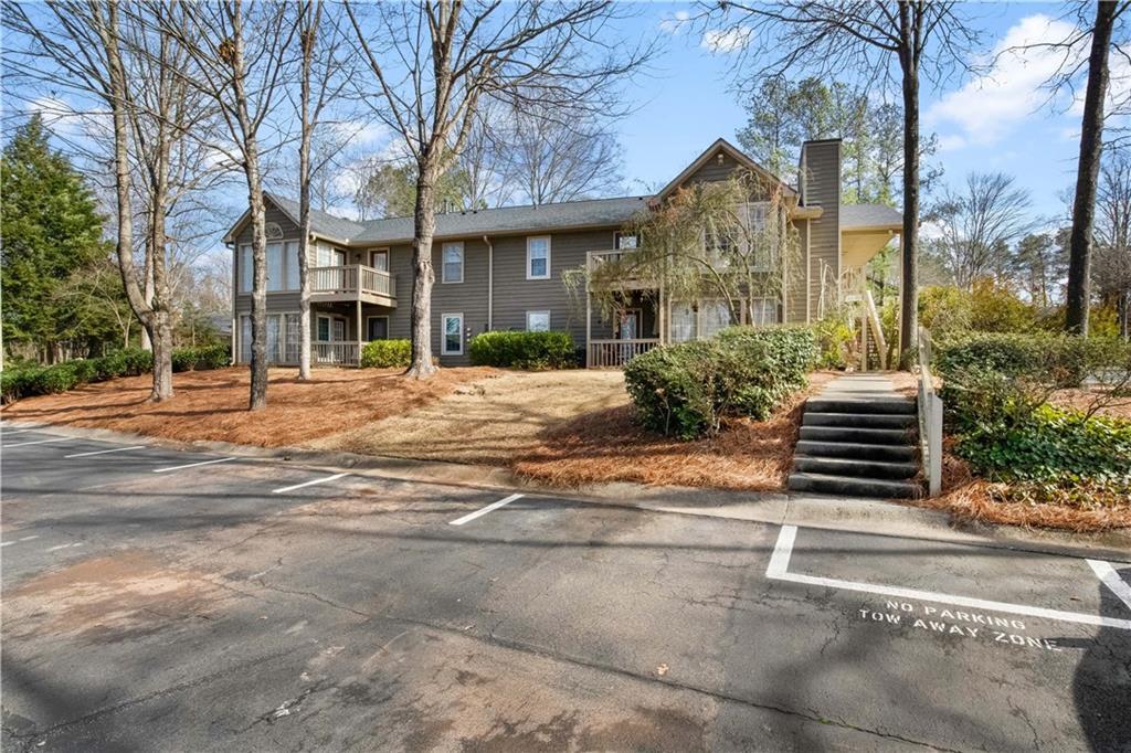 406 Country Park Dr., Smyrna, GA 30080