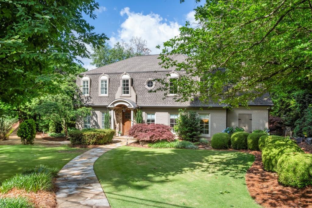 5140 Long Island Dr., Sandy Springs, GA 30327