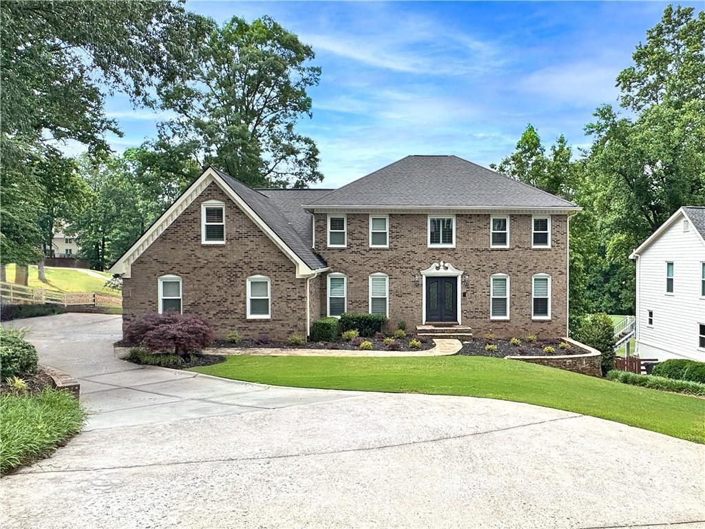 10300 Carleigh Ln., Roswell, GA 30076