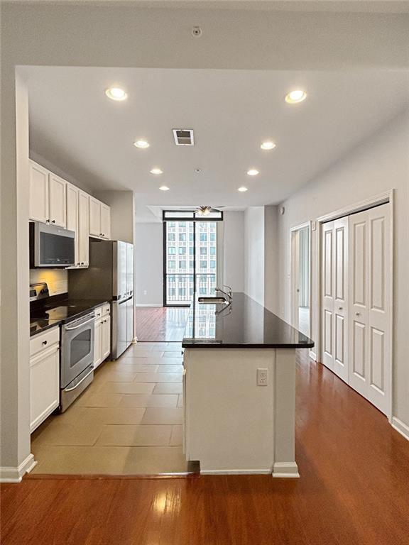 3040 Peachtree Rd. #1501, Atlanta, GA 30305