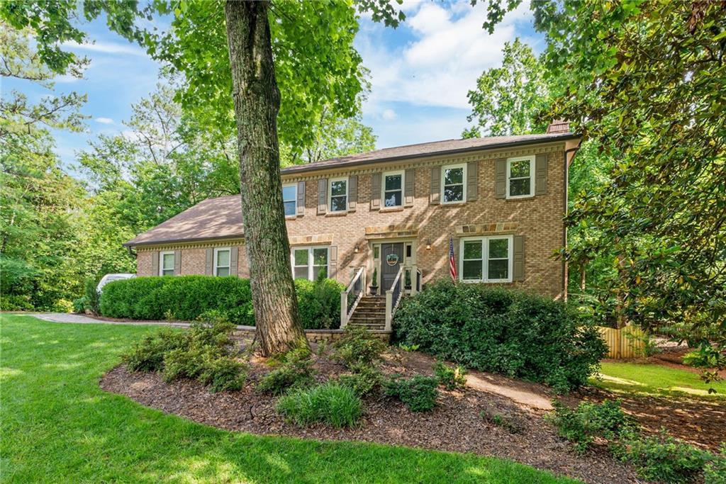 5676 Mount Berry Ln., Peachtree Corners, GA 30092