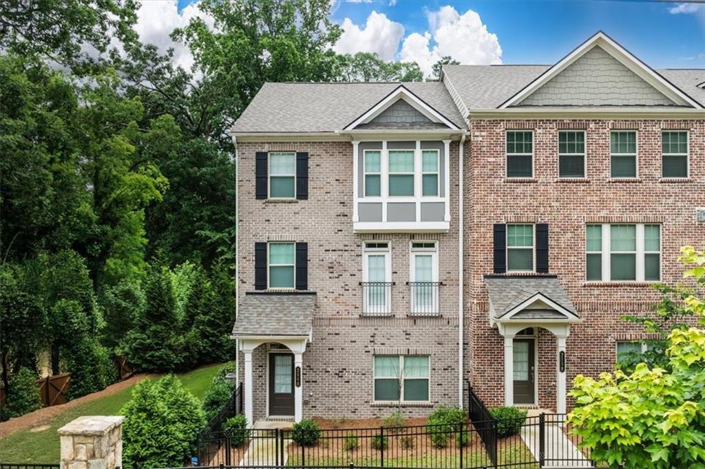 2560 Clairebrooke Bend, Atlanta, GA 30341